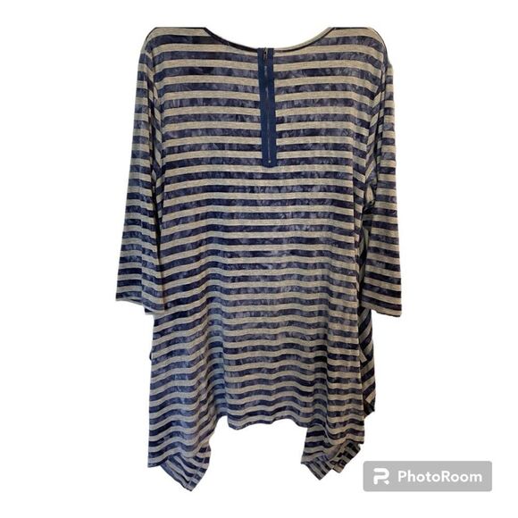 Lavanya multistrip blouse Preloved L - Picture 2 of 2